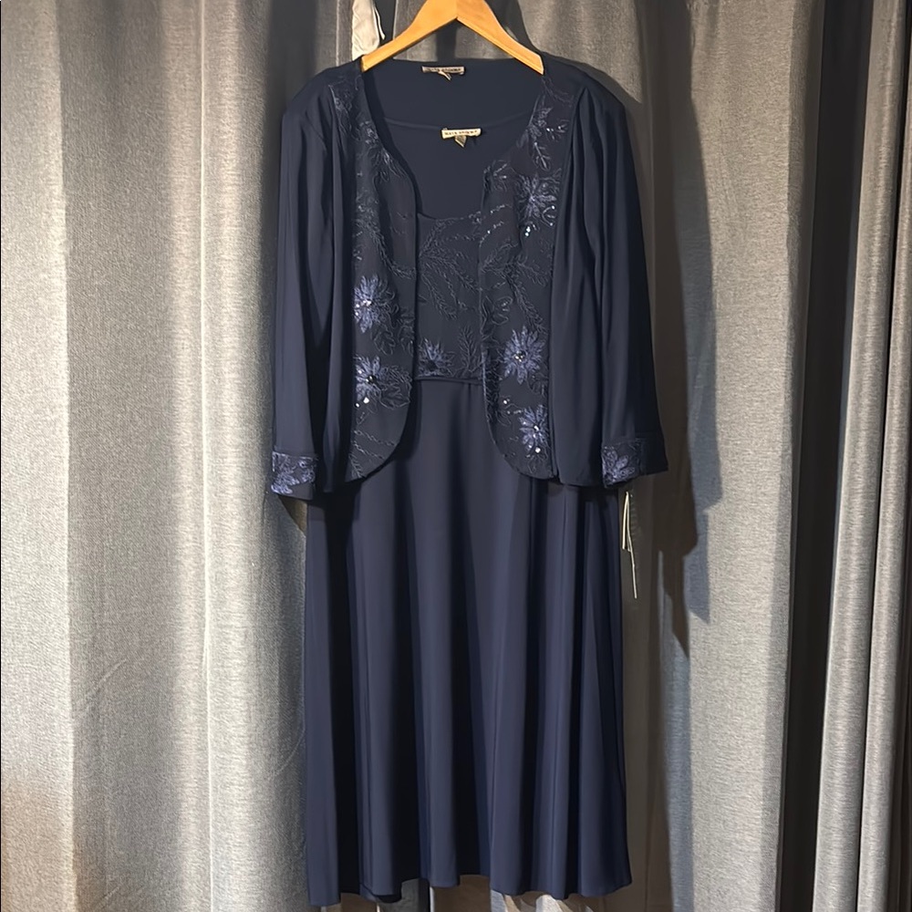 Elegant Navy Blue Women's Dress with Jacket